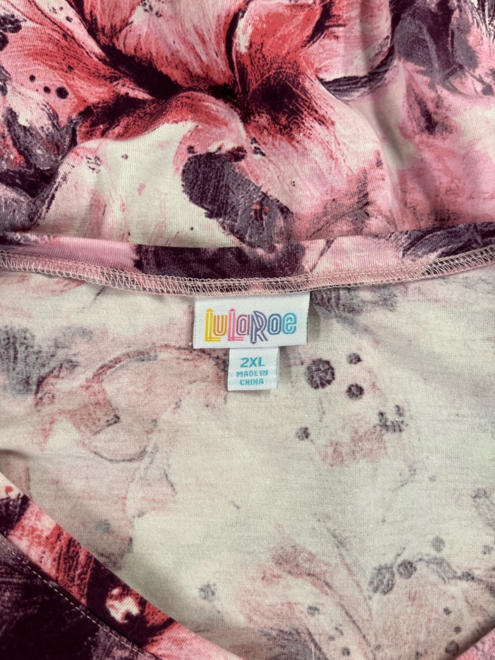 LuLaRoe pink floral tee size 2X - Picture 6 of 8